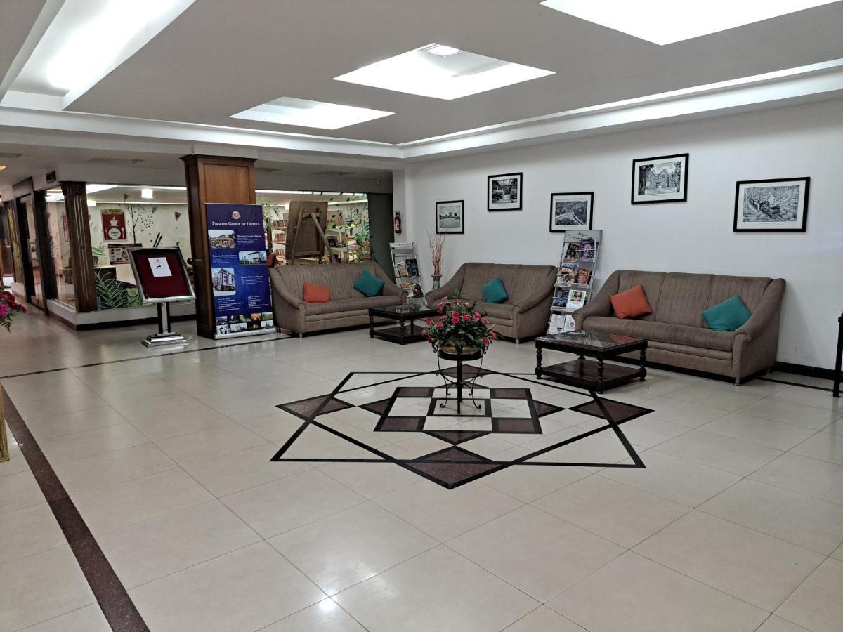 Hotel Preethi Classic Towers Уті Екстер'єр фото